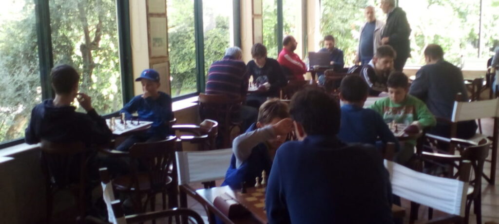 Σκάκι στον Κήπο